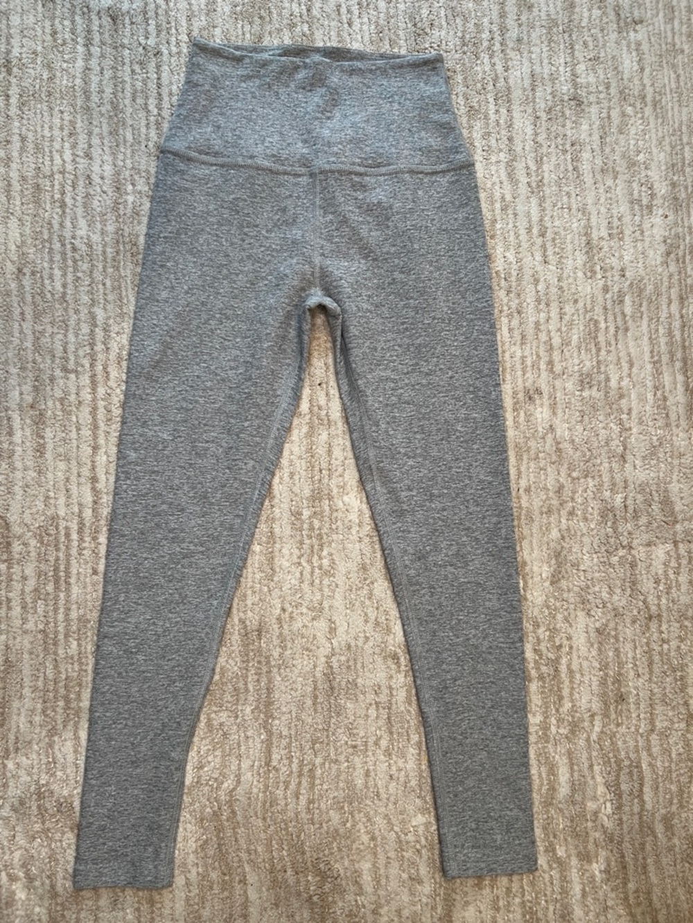 Beyond Yoga Heathered Grey Leggings 23” - Size Small